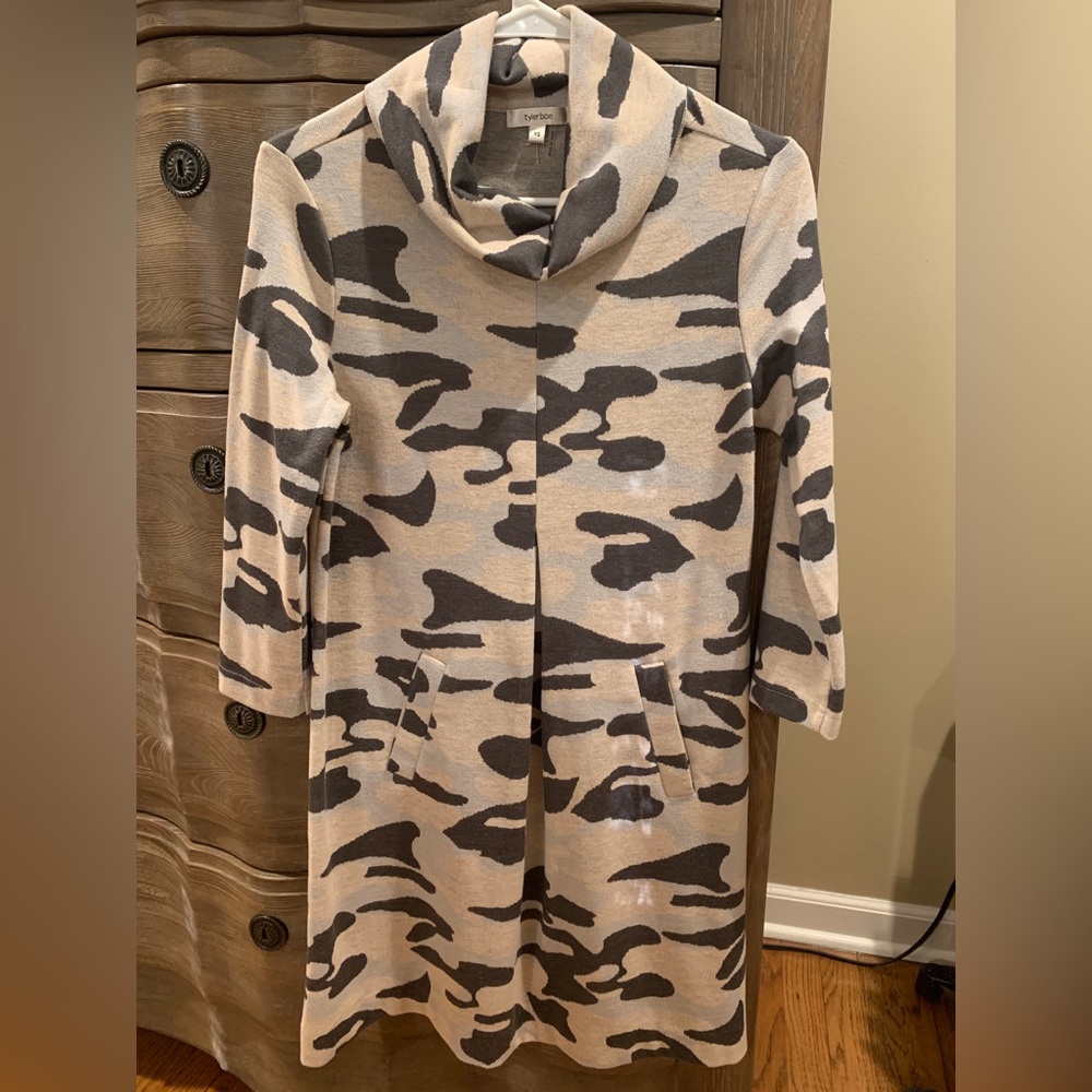 TYLER BOE Dress. Size XS.